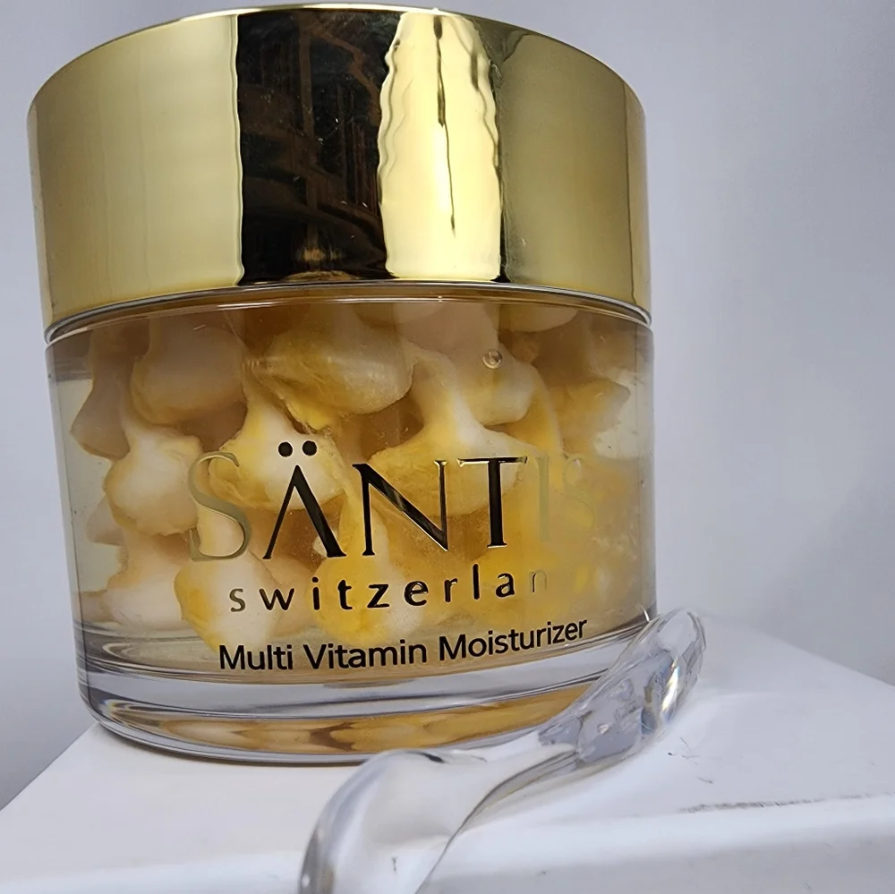 Santis Switzerland Multi‎ Vitamin Moisturizer Deep Balancing Facial Cream